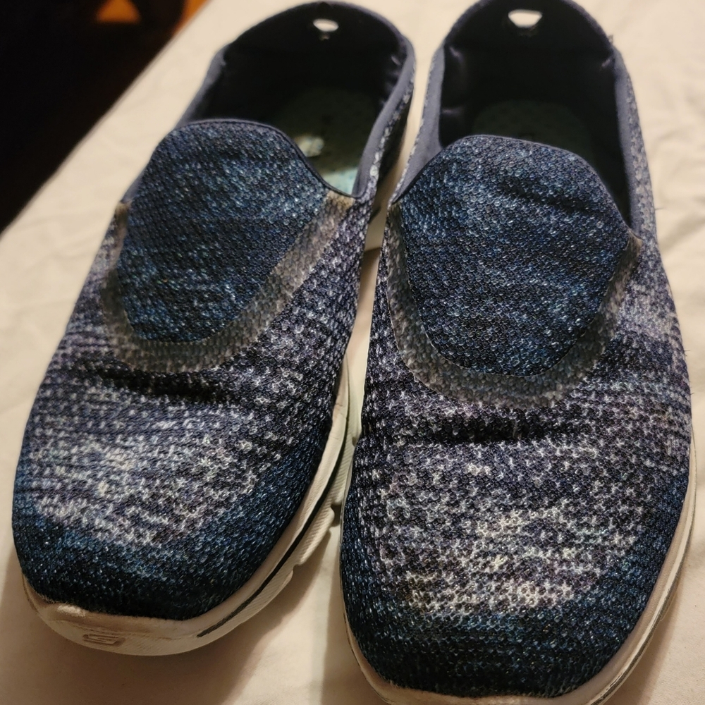 Skechers Go Walk sz 8